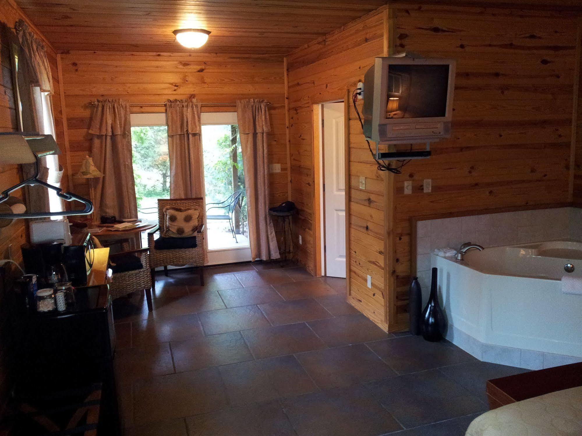 Appartement Cabins At Sugar Mountain à Eureka Springs Extérieur photo