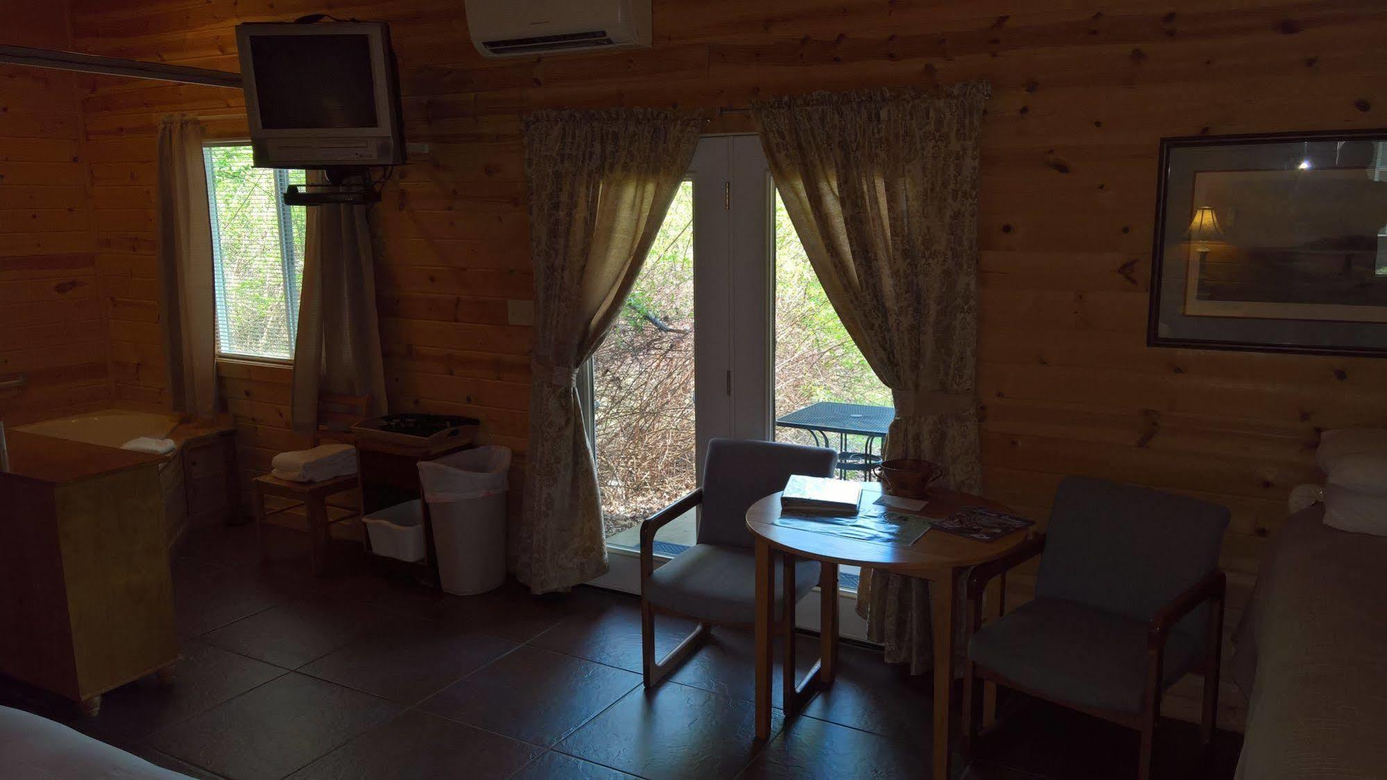 Appartement Cabins At Sugar Mountain à Eureka Springs Extérieur photo