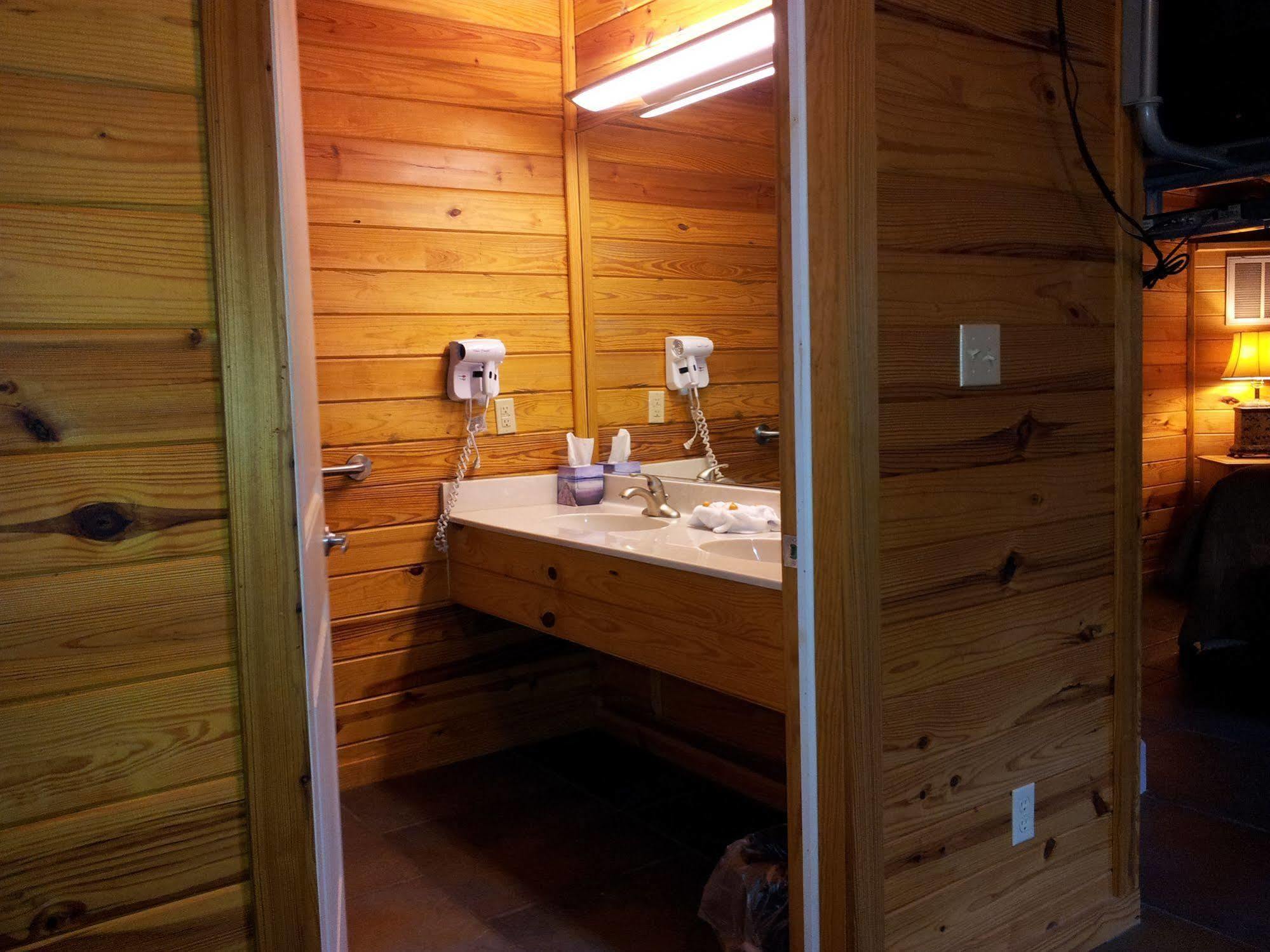 Appartement Cabins At Sugar Mountain à Eureka Springs Extérieur photo