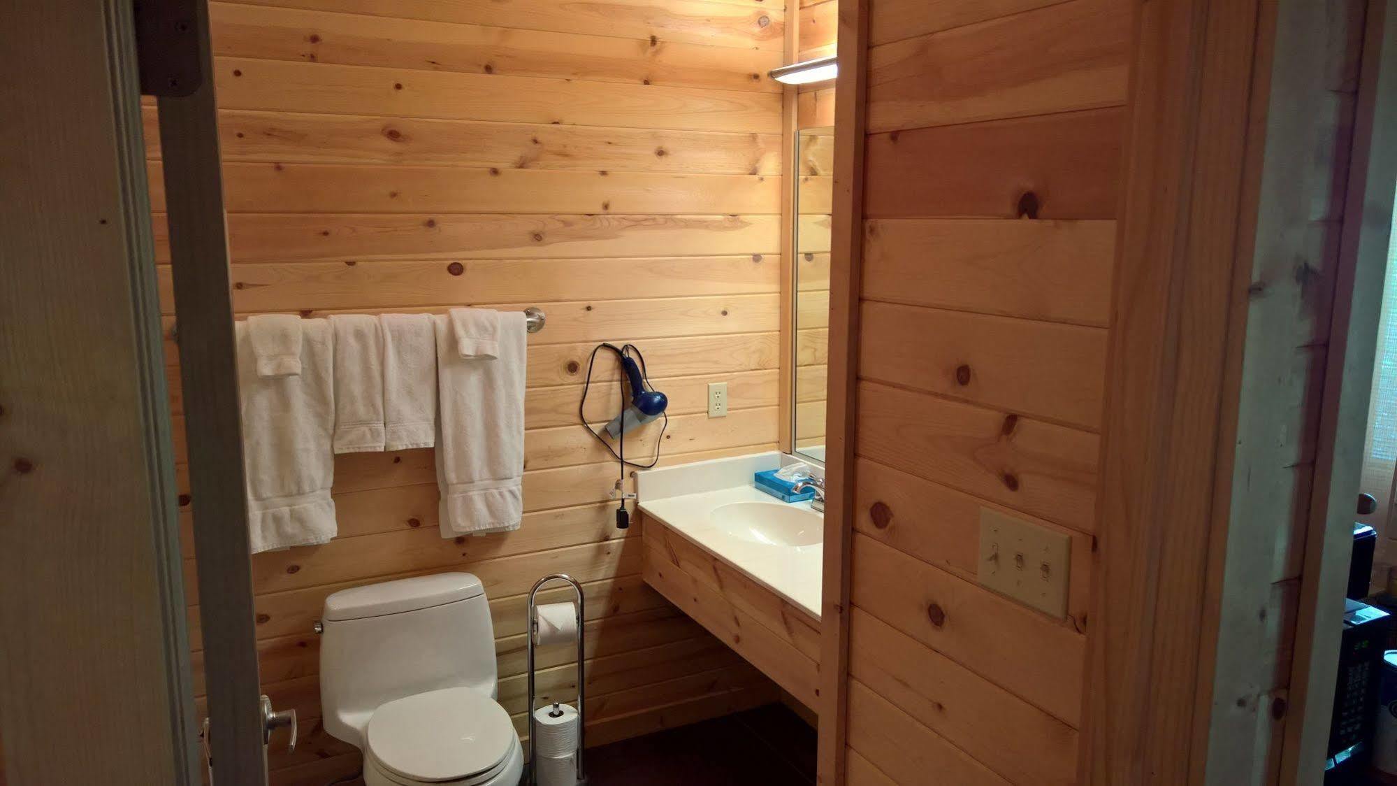 Appartement Cabins At Sugar Mountain à Eureka Springs Extérieur photo