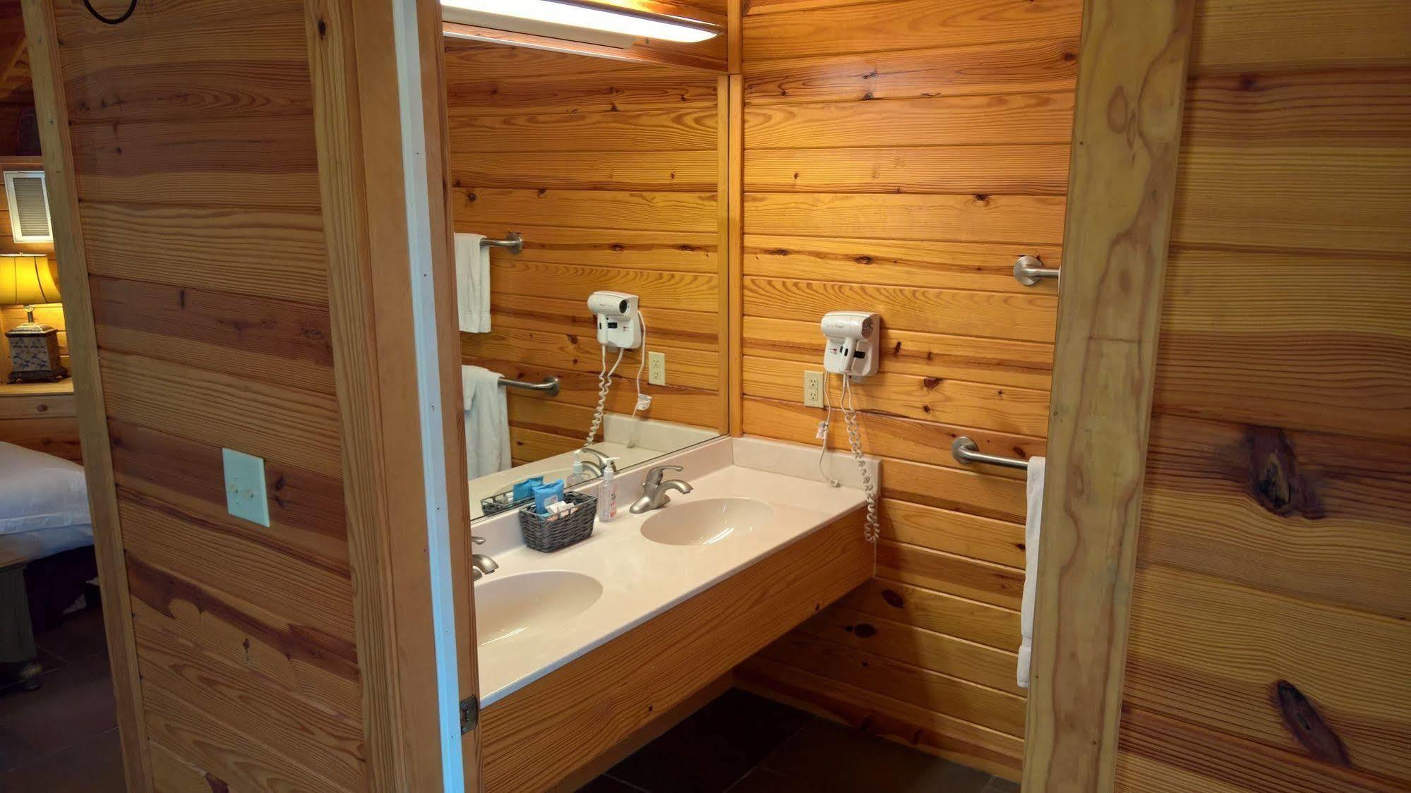 Appartement Cabins At Sugar Mountain à Eureka Springs Extérieur photo